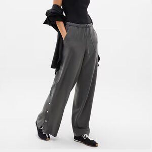 Athleta Mid-rise MVP Snap Pant in XS Petite